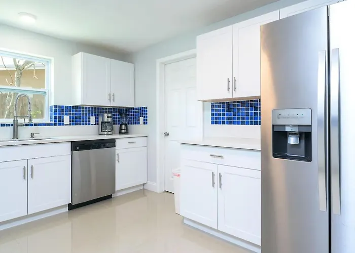 Tropical House 3 Bedrooms With Pool Oakland Park