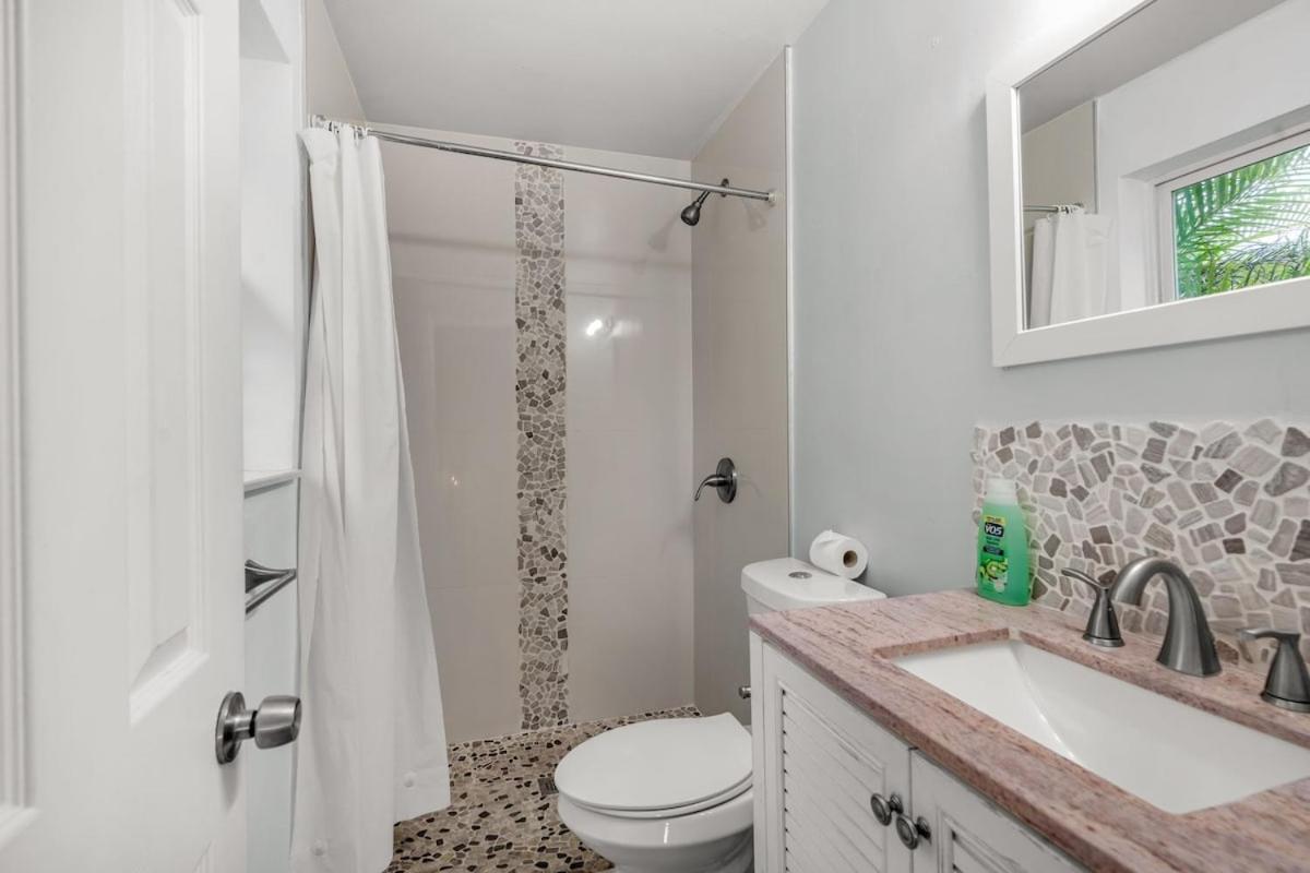 Tropical House 3 Bedrooms With Pool Oakland Park Hébergement de vacances