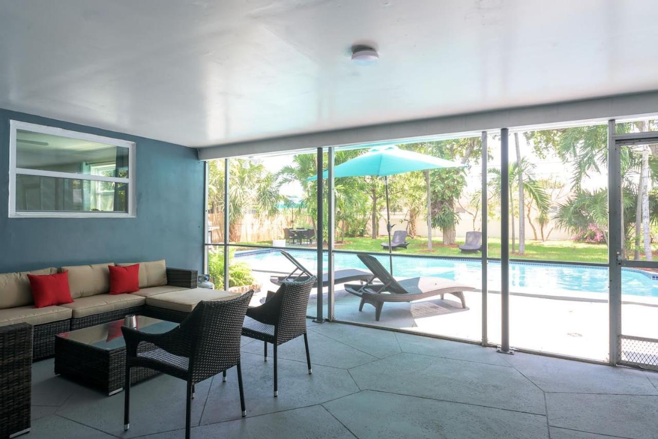 Tropical House 3 Bedrooms With Pool Oakland Park Hébergement de vacances *